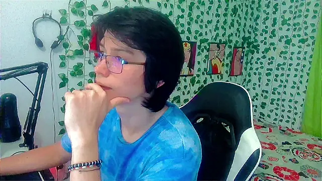 Andy gray online show from April 19, 6:10 pm