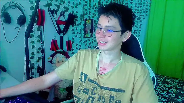 Andy gray online show from December 2, 6:22 pm