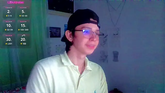 Snapshot of Andy_gray chatting on December 29, 11:40 am Andy gray online show from December 29, 11:40 am
