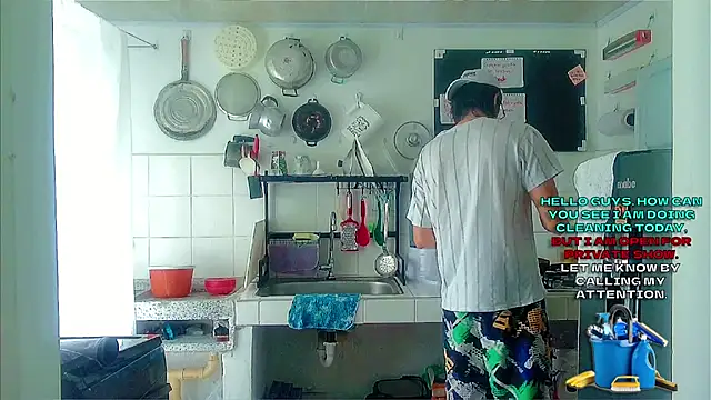 Snapshot of Andy_gray chatting on September 13, 3:35 pm Andy gray online show from September 13, 3:35 pm