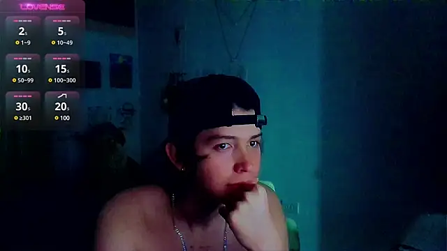 Snapshot of Andy_gray chatting on January 27, 11:00 am Andy gray online show from January 27, 11:00 am