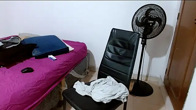 BrandonStond online show from April 20, 3:20 am