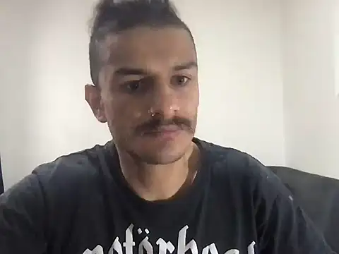 HorrorotikA online show from April 9, 6:47 pm