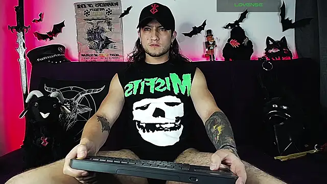 Snapshot of blckwolf_6 chatting on September 30, 9:18 pm blckwolf 6 online show from September 30, 9:18 pm