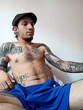 HornetBigDickonYou online show from January 13, 3:15 pm
