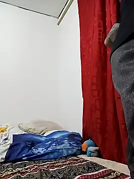 HornetBigDickonYou online show from January 5, 12:42 am