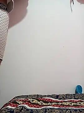 HornetBigDickonYou online show from January 4, 1:10 pm