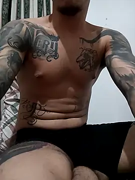HornetBigDickonYou online show from February 24, 7:33 am