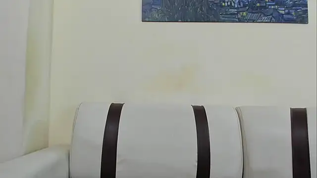 lunainsane58 online show from April 25, 10:29 pm