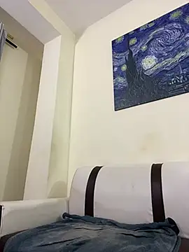 lunainsane58 online show from February 17, 7:51 am