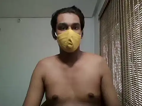 Snapshot of brownguy1234 chatting on February 23, 10:34 am brownguy1234 online show from February 23, 10:34 am
