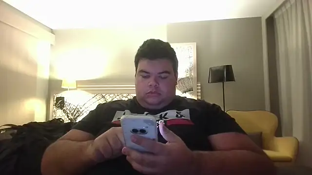 TinyTitanOtaku online show from December 11, 6:16 pm