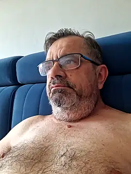 axecoman60 online show from June 9, 5:53 am