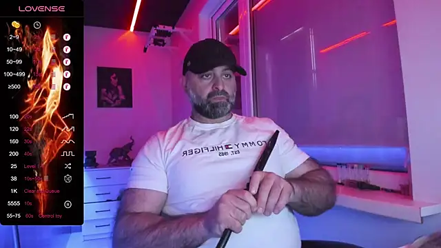 MAGABEAR077 online show from June 14, 1:46 pm
