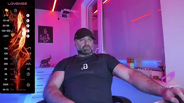 MAGABEAR077 online show from April 25, 5:21 pm