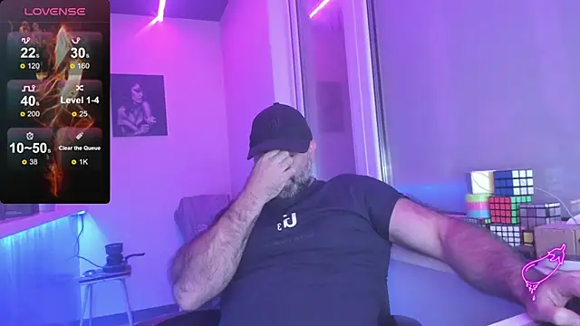 Snapshot of MAGABEAR077 chatting on October 15, 11:01 pm MAGABEAR077 online show from October 15, 11:01 pm