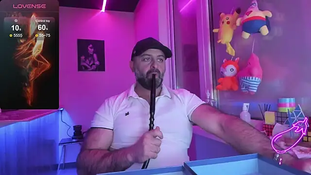 Snapshot of MAGABEAR077 chatting on December 13, 3:11 pm MAGABEAR077 online show from December 13, 3:11 pm