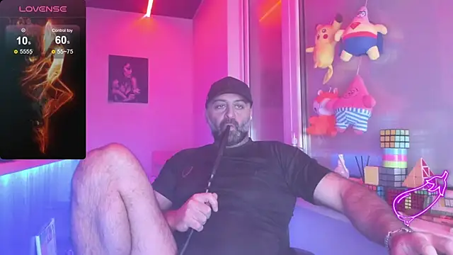 Snapshot of MAGABEAR077 chatting on January 19, 12:28 pm MAGABEAR077 online show from January 19, 12:28 pm