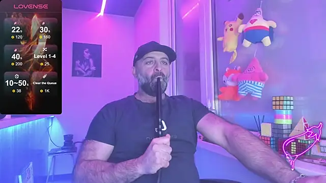 Snapshot of MAGABEAR077 chatting on January 17, 7:53 pm MAGABEAR077 online show from January 17, 7:53 pm