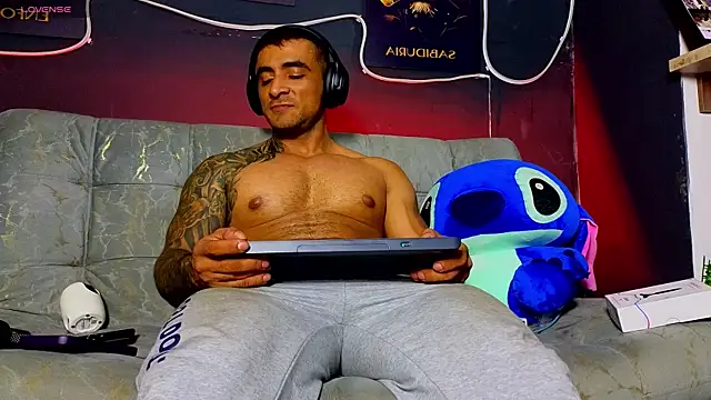 ERIC HARRISON online show from April 28, 2:38 am