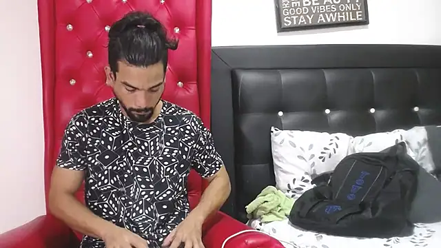 ryan musclexxx online show from January 6, 3:42 am