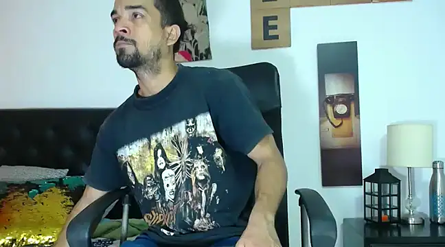 ryan musclexxx online show from December 24, 3:38 am