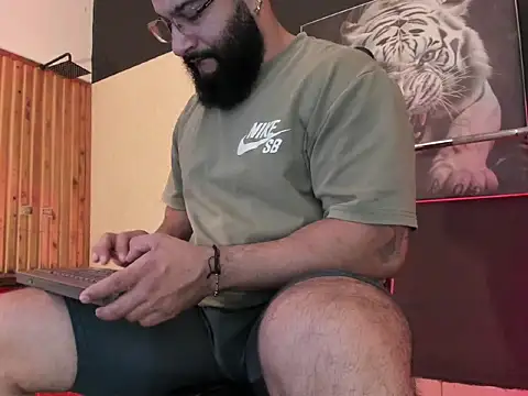 Luke  09 online show from June 25, 11:37 am