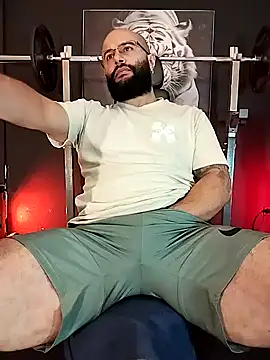 Luke  09 online show from April 27, 11:51 am