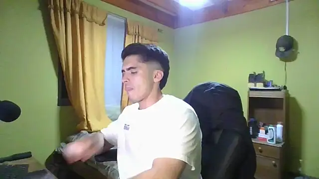 r paulo25 online show from January 15, 12:30 am