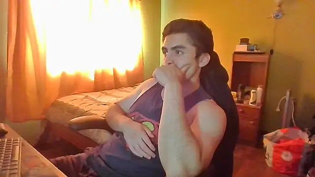 r paulo25 online show from December 23, 8:14 pm