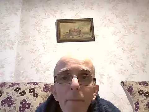 Snapshot of mariusica1@xh chatting on February 3, 12:36 pm mariusica1xh online show from February 3, 12:36 pm