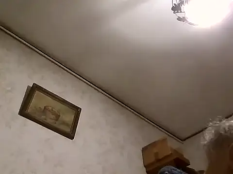 Snapshot of mariusica1@xh chatting on October 28, 10:23 pm mariusica1xh online show from October 28, 10:23 pm