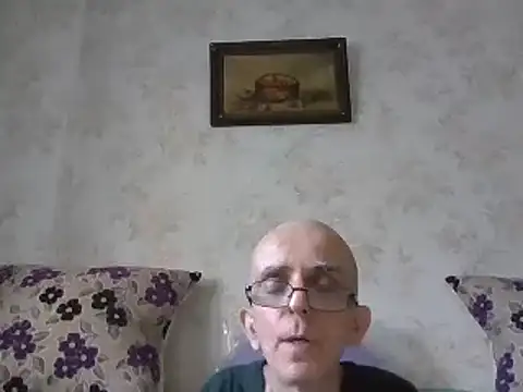 Snapshot of mariusica1@xh chatting on January 9, 2:07 pm mariusica1xh online show from January 9, 2:07 pm