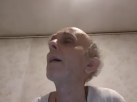 Snapshot of mariusica1@xh chatting on November 1, 10:58 pm mariusica1xh online show from November 1, 10:58 pm