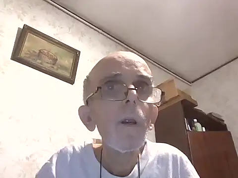 Snapshot of mariusica1@xh chatting on September 13, 7:26 pm mariusica1xh online show from September 13, 7:26 pm