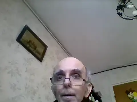 Snapshot of mariusica1@xh chatting on December 15, 10:39 am mariusica1xh online show from December 15, 10:39 am