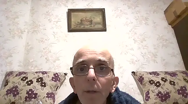 Snapshot of mariusica1@xh chatting on January 26, 10:46 pm mariusica1xh online show from January 26, 10:46 pm