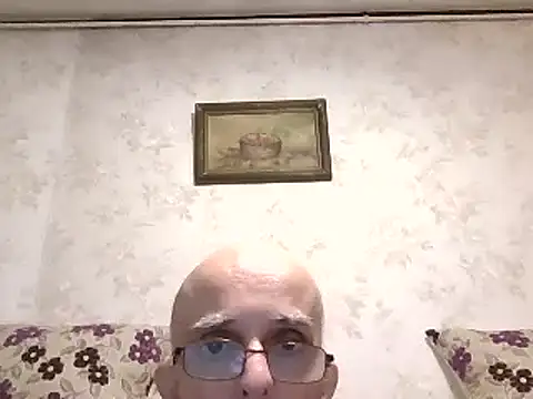 Snapshot of mariusica1@xh chatting on January 19, 6:21 pm mariusica1xh online show from January 19, 6:21 pm