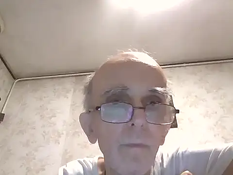 Snapshot of mariusica1@xh chatting on October 27, 10:12 pm mariusica1xh online show from October 27, 10:12 pm