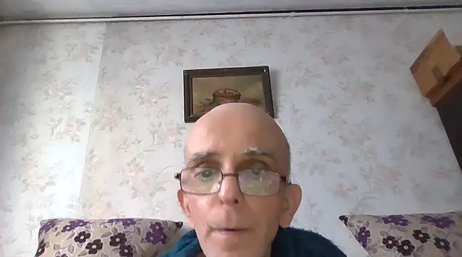 Snapshot of mariusica1@xh chatting on January 26, 12:43 pm mariusica1xh online show from January 26, 12:43 pm