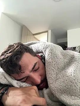 thomas gun online show from January 15, 1:47 pm