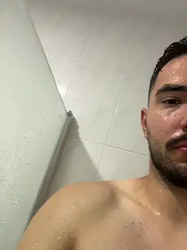 gtrois online show from May 26, 2:46 pm