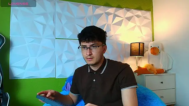 santyago taylor online show from September 22, 6:51 pm