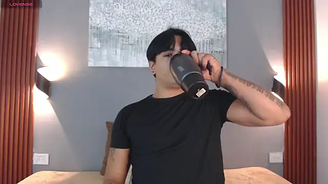 LuciferM Star online show from April 25, 7:44 am