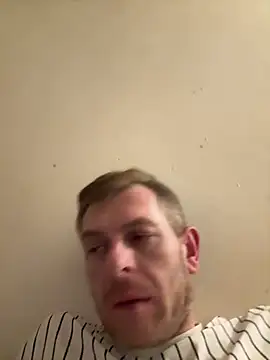 adrian90bi11 online show from March 28, 4:40 pm