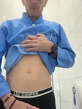 adrian90bi11 online show from March 27, 9:43 am