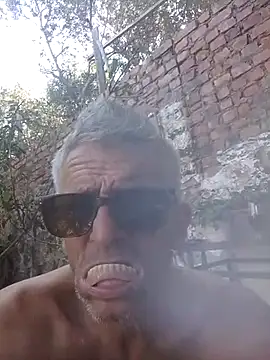 NICJOHNS online show from February 1, 2:27 pm