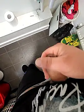 eric69 69 online show from October 19, 3:15 pm