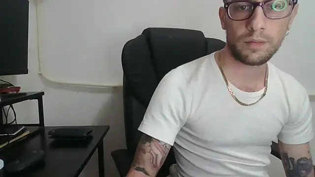 mikealcorleone online show from December 24, 3:58 pm