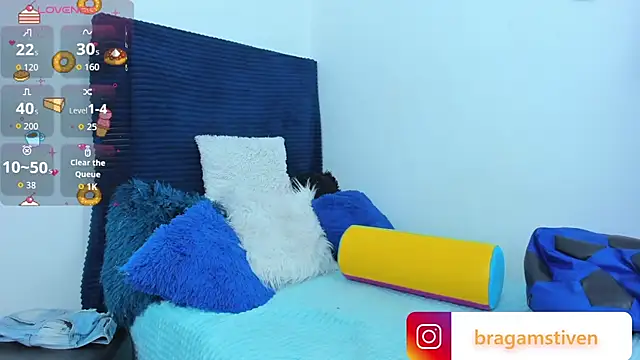 Snapshot of Bragam_Stiven chatting on September 27, 9:29 am Bragam Stiven online show from September 27, 9:29 am